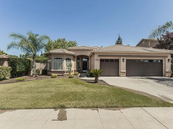 2702 E Caraway Ct, Fresno, CA 93720