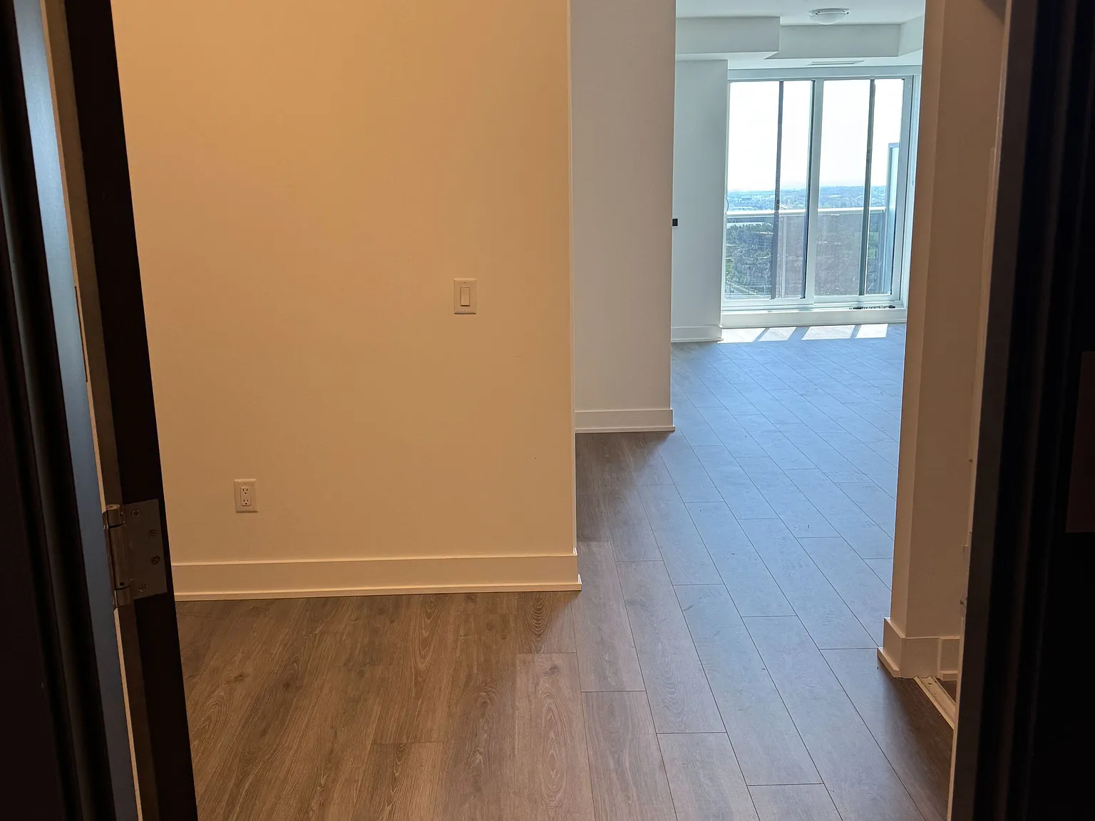 2 bed, $2,000 — Photo 2