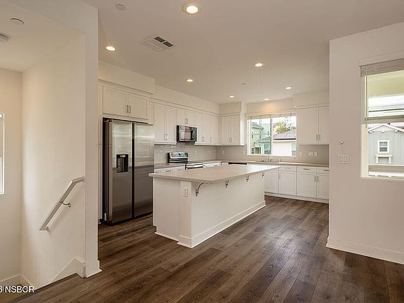 5th image of 5671 Ekwill St #101