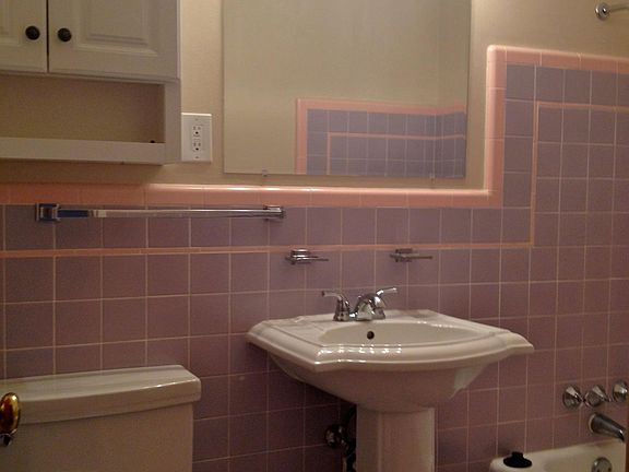 5th image of 2054 S Milwaukee St APT 12A