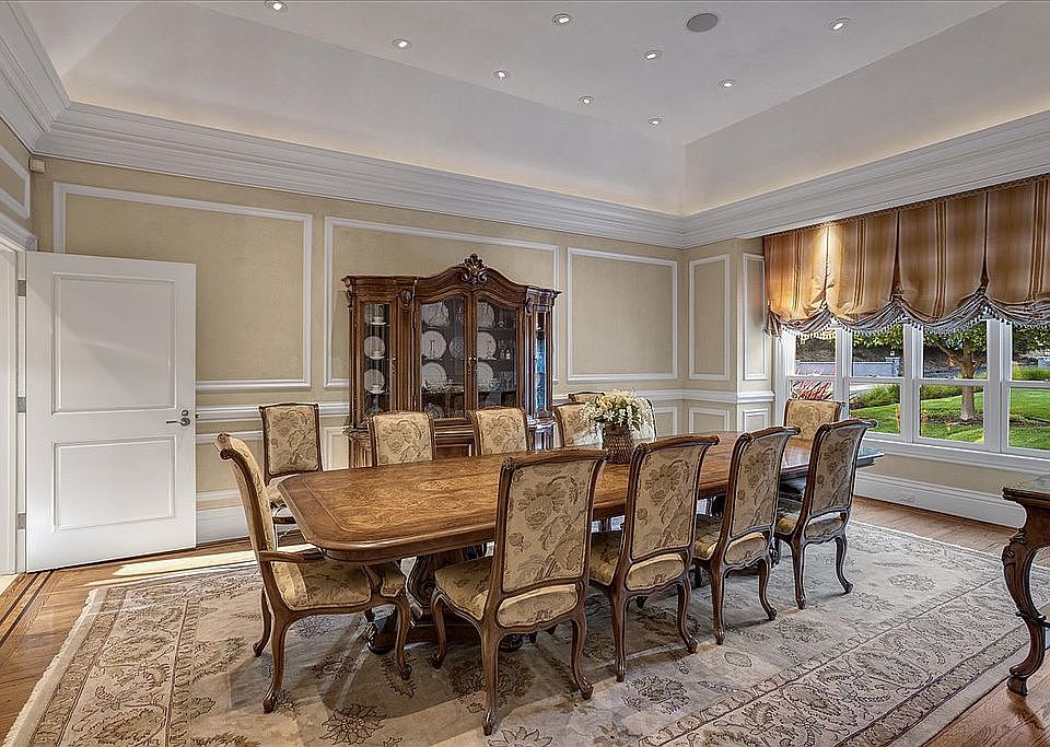 25355 La Loma Dr, Los Altos Hills, CA 94022 Zillow