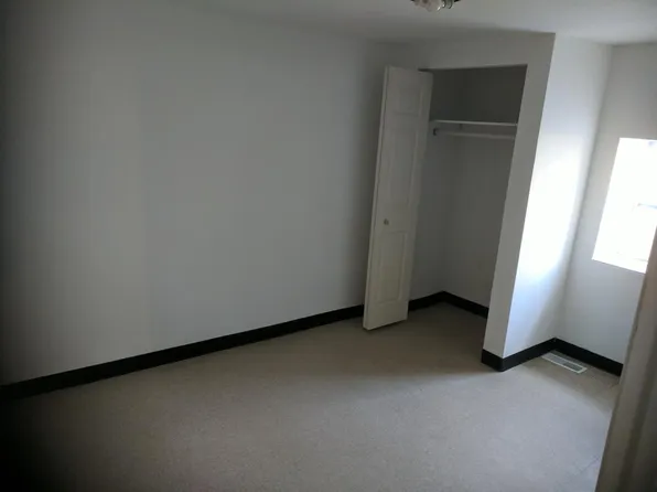 3703 E Lombard St, Baltimore, MD 21224