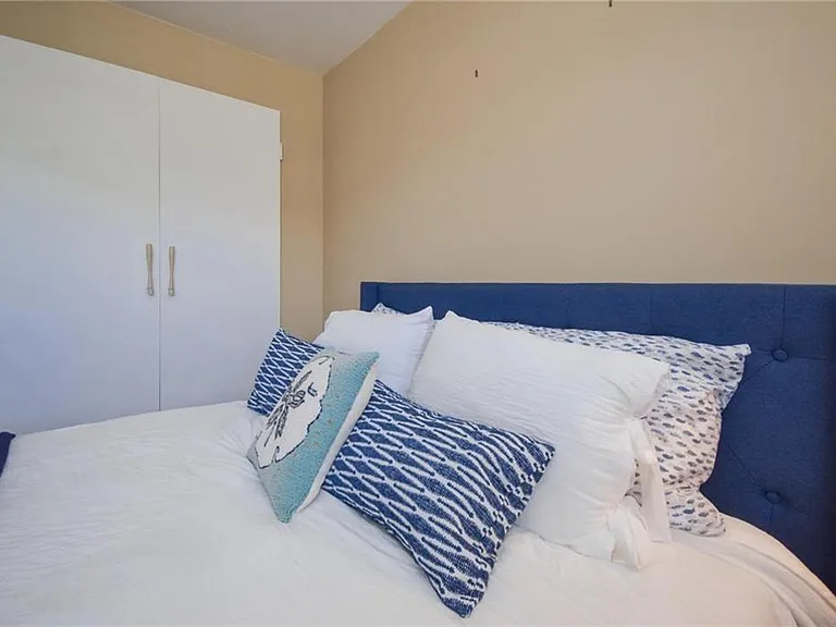 70 Carroll Ave #509 — Photo 28