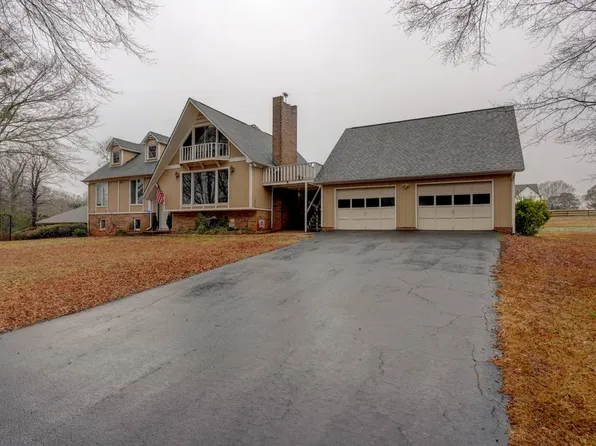 300 Sunset Rd, Landrum, SC 29356