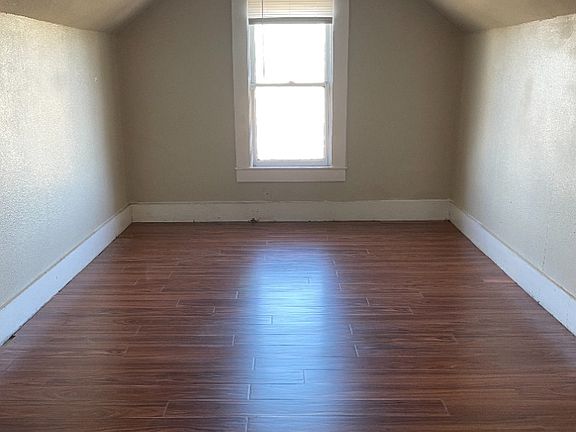 3rd image of 645 N Airport Way #1240