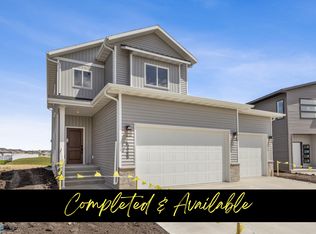 5489 Lori Ln W, West Fargo, ND