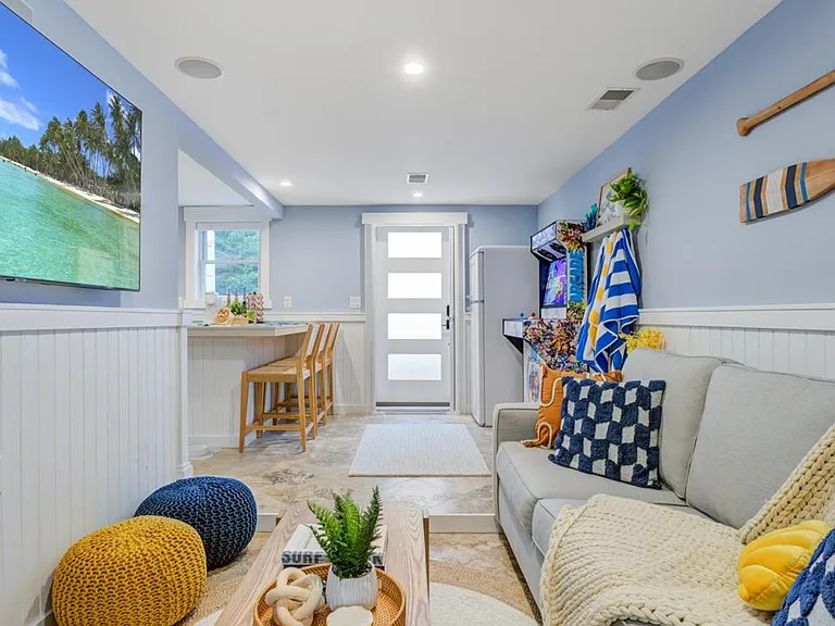 502 Ocean Ave — Photo 6