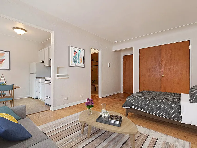 Belmore Apartments — Photo 1