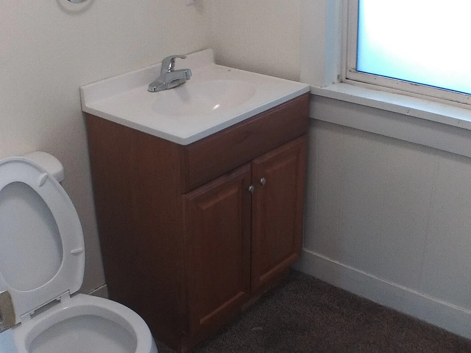 2 bed, 1.5 bath, 1500 sqft, $1,300 — Photo 4