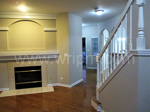 4th image of 3094 Autumn Lake Dr