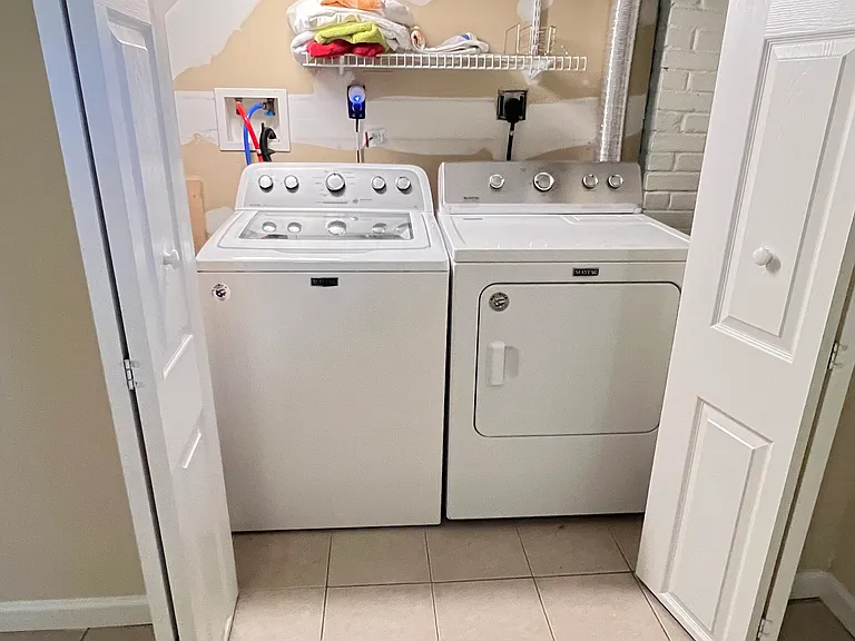 Washer and dryer set 1