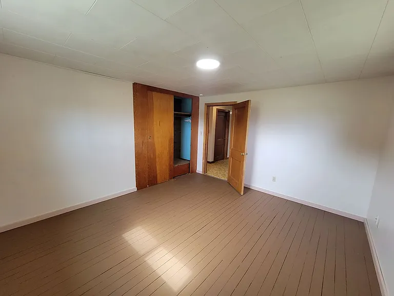 1151 Pease Rd — Photo 20