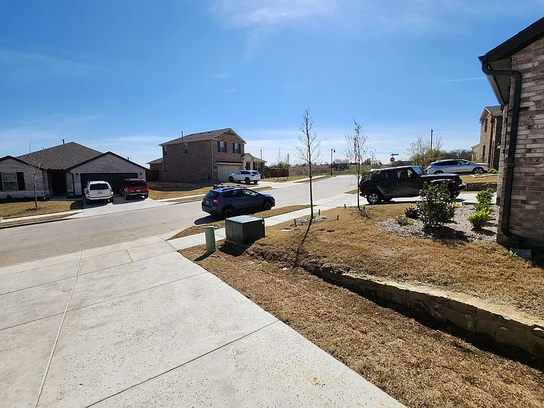 3812 Chalk Hill Ave — Photo 4