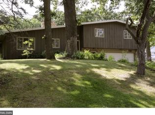 8409 Riverview Ln, Minneapolis, MN 55444