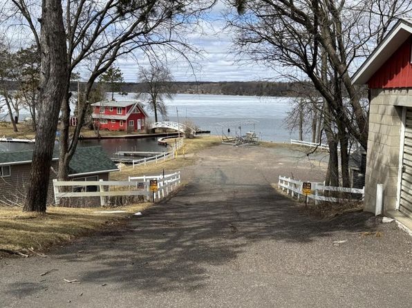 1663 US Highway 8 #12, St Croix Falls, WI 54024