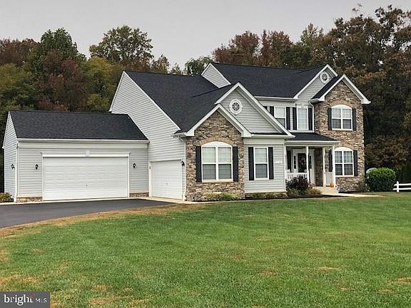 2nd image of 21380 Fairwood Ct