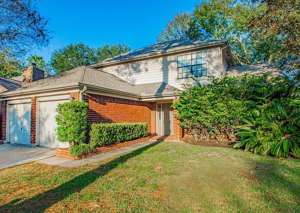 1st image of 1538 Hillside Elm St