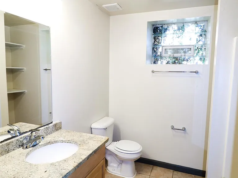 2720 Eden Avenue — Photo 10