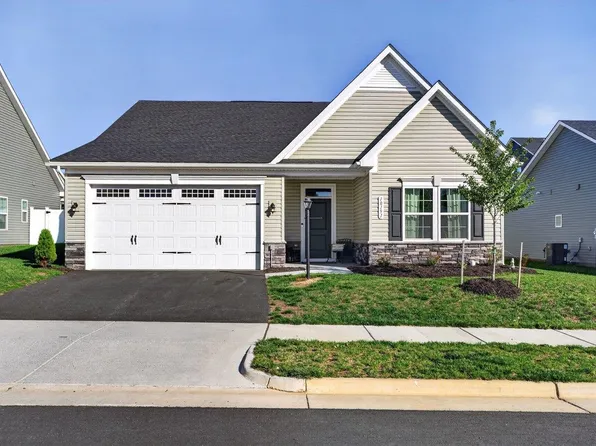 10151 Big Oak Dr, McGaheysville, VA 22840