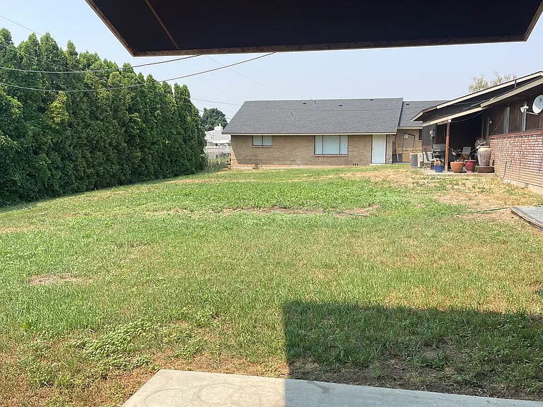 4 S 68th Ave — Photo 17