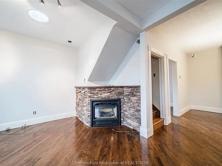 26 Kendall St — Photo 16