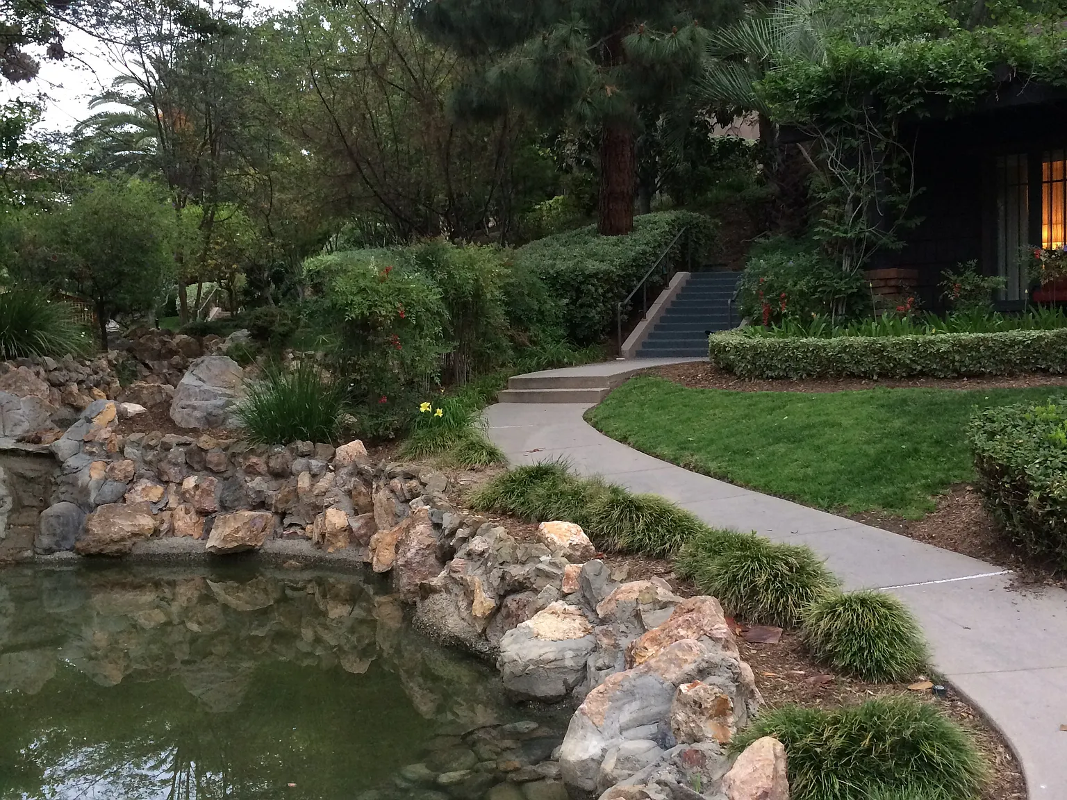 830 Huntington Cir — Photo 2