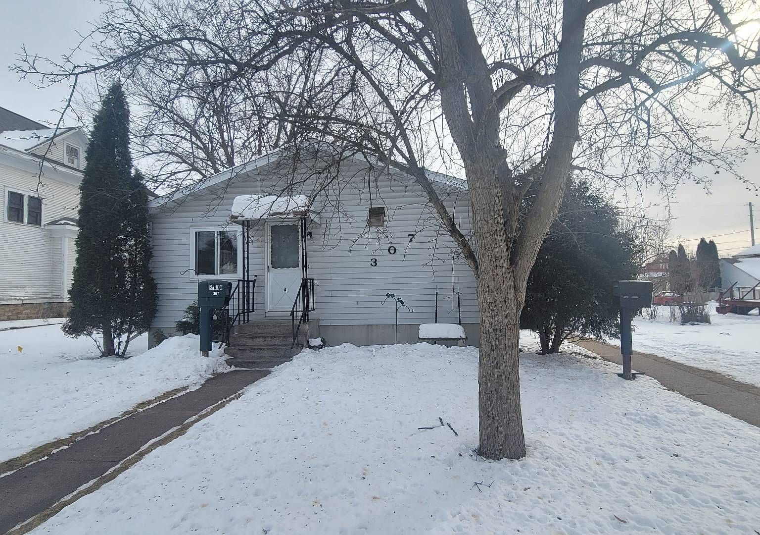 307 S Vine Ave 307A, Marshfield, WI 54449 Zillow