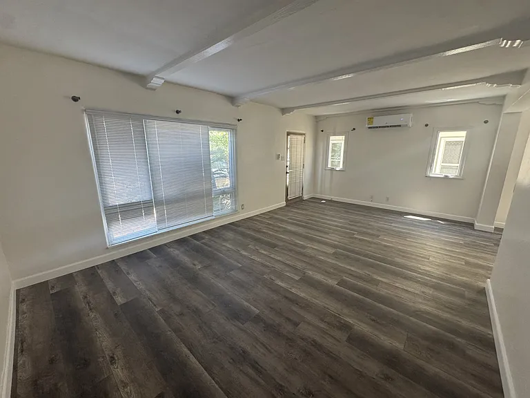 253 Covina Ave — Photo 27