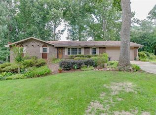 844 Rocky Ridge Ct, Stone Mountain, GA 30087