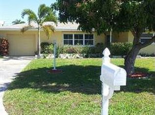 5229 Elm Ct, Cape Coral, FL 33904