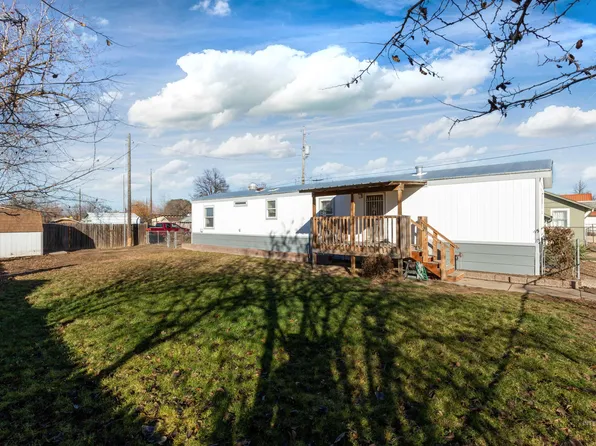 431 1st St, Notus, ID 83656