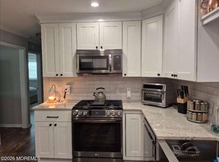 4D Pine St, Toms River, NJ 08753