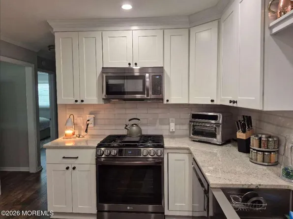 4 D Pine Street, Toms River, NJ 08757