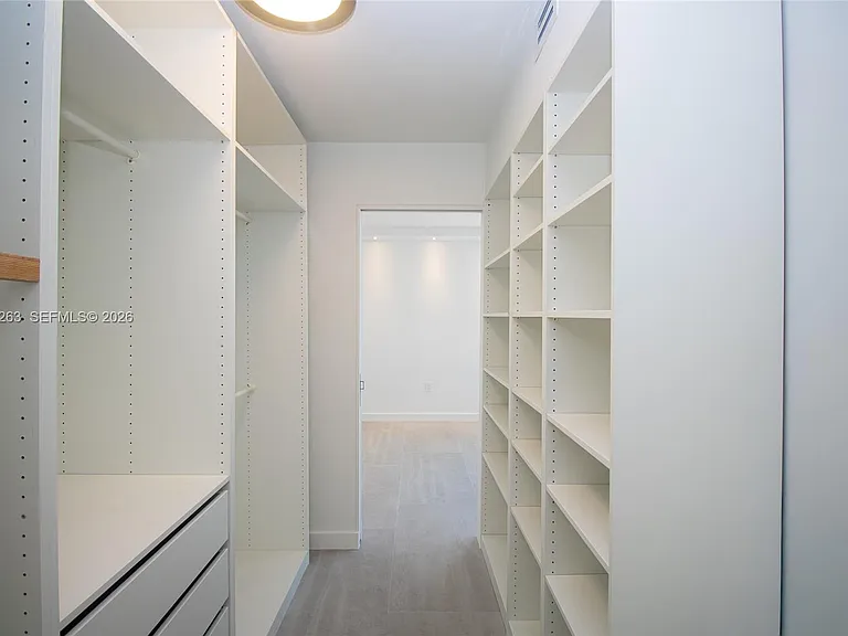 2899 Collins Ave #1422 — Photo 14