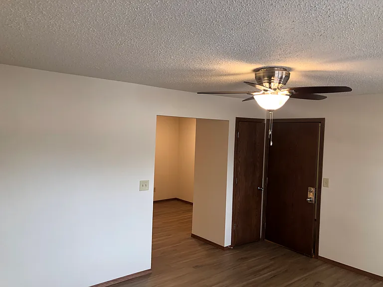 3601 S West Ave #7 — Photo 5