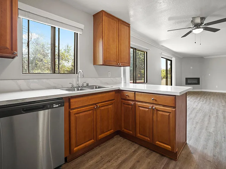 Brody Terrace Apartments — Photo 44
