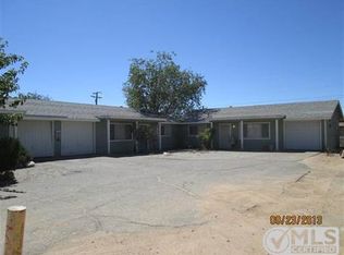 13340 Navajo Rd, Apple Valley, CA 92308