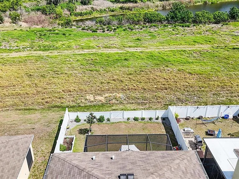 11176 Leland Groves Dr — Photo 70