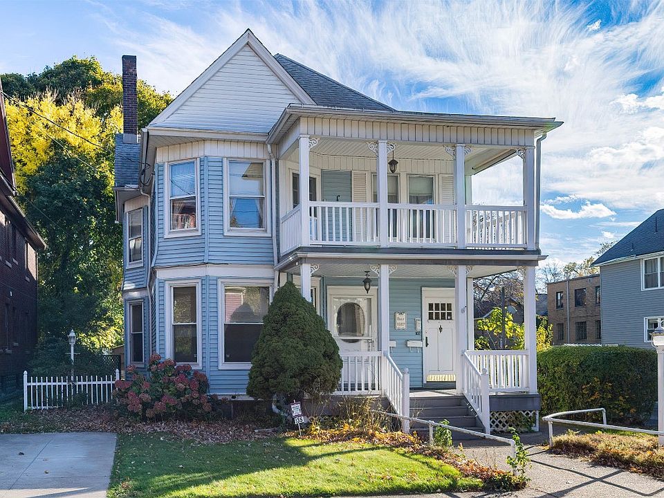 1st image of 935-937 W 9th St