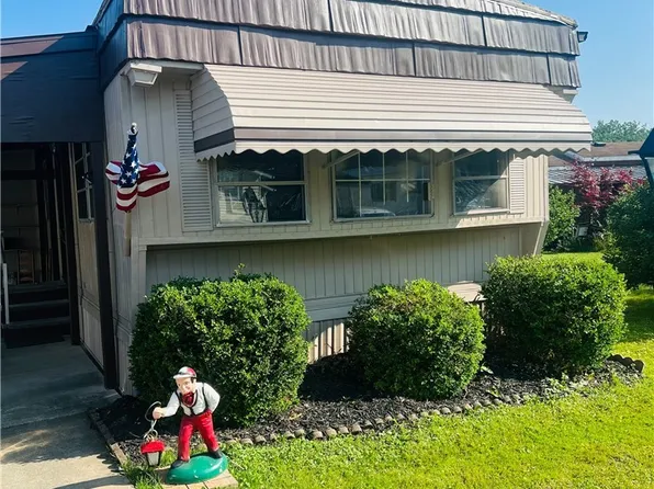38 Carefree Ln, Buffalo, NY 14227