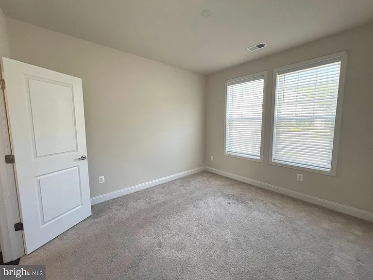2634 Dragon Fly Way — Photo 17