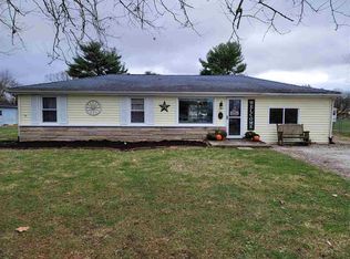 114 S Maple St, Rosedale, IN 47874