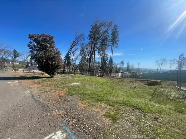 1436 Wolf Ln, Paradise, CA 95969