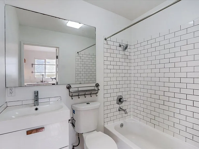 1822 Bellevue Ave — Photo 15