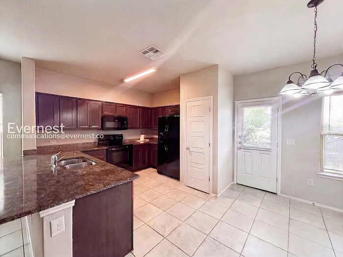 Building Photo - 1722 Davidson Ranch Dr