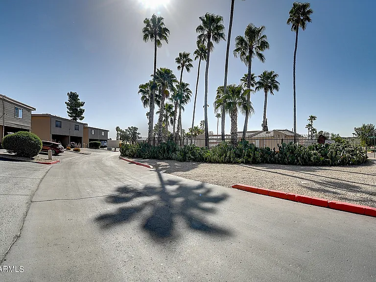 17031 E Calle Del Oro #C — Photo 27