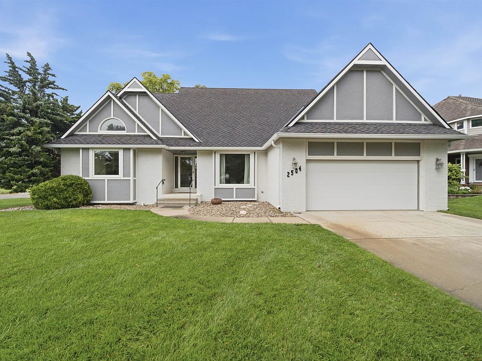 1st image of 2504 N Meadow Grove Cir