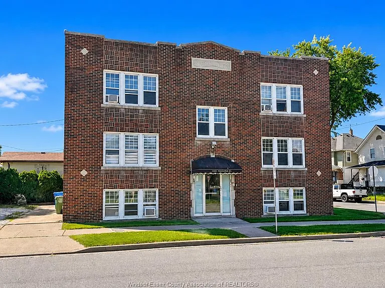 1009 Niagara St #6 — Photo 1