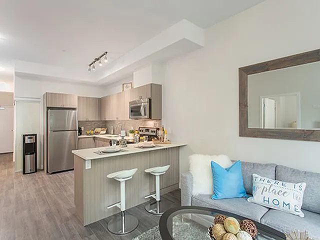 Lynn Creek Apartments — Photo 4