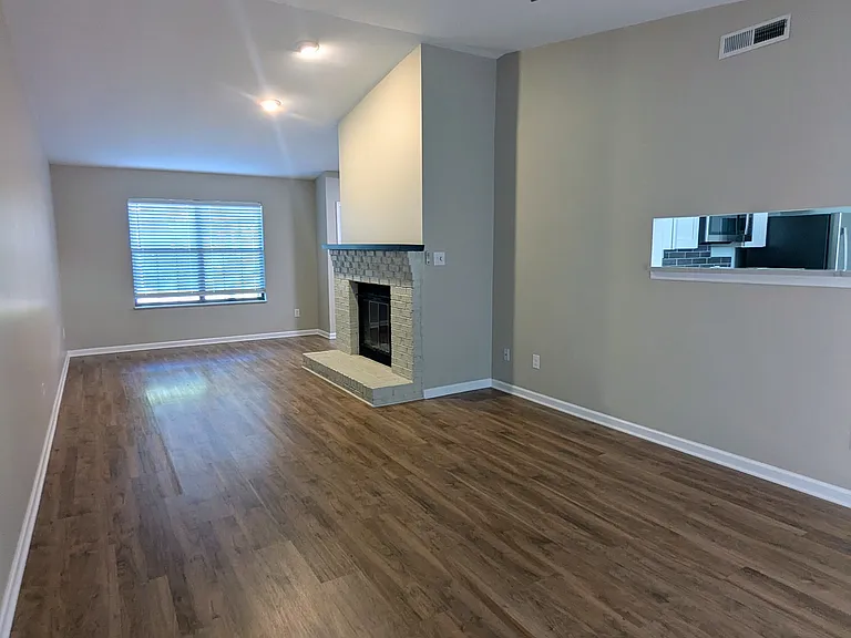 8600 Olde Colony Trl #126 — Photo 7